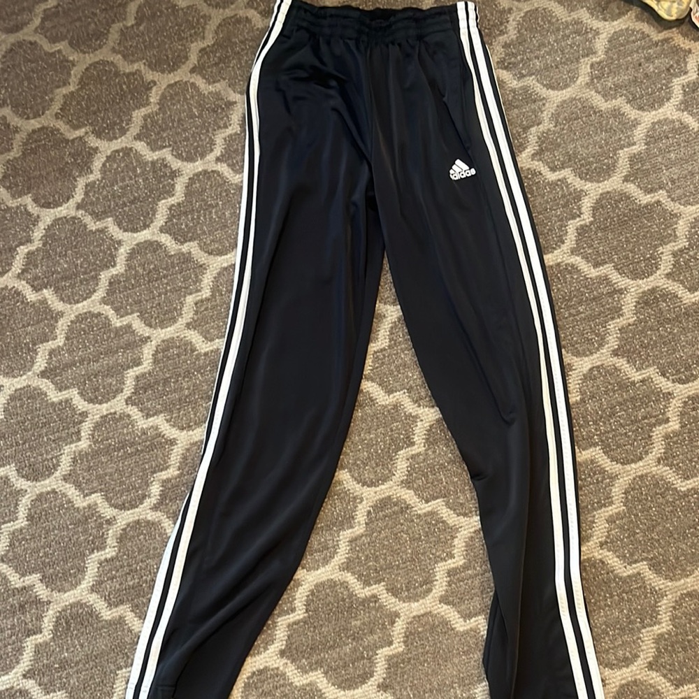 Men’s black adidas joggers pants size M